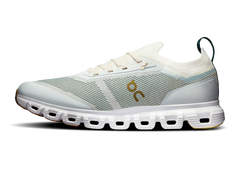 On Cloud 6 Versa "Ice / Spirulina"